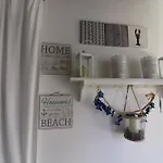Patrizia Mediterranean Charm & Deluxe Comfort In Sleeps 6 Wifi & Ac Villa