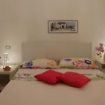 Patrizia Mediterranean Charm & Deluxe Comfort In Sleeps 6 Wifi & Ac Villa Otranto