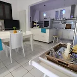 Patrizia Mediterranean Charm & Deluxe Comfort In Sleeps 6 Wifi & Ac Otranto
