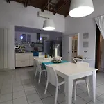 Patrizia Mediterranean Charm & Deluxe Comfort In Sleeps 6 Wifi & Ac *