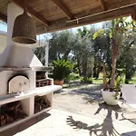 Patrizia Mediterranean Charm & Deluxe Comfort In Sleeps 6 Wifi & Ac Villa *