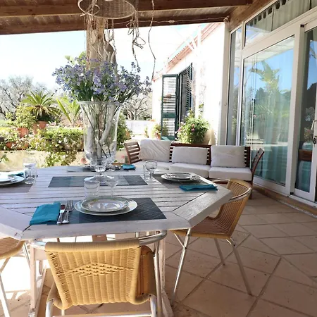 Patrizia Mediterranean Charm & Deluxe Comfort In Sleeps 6 Wifi & Ac *