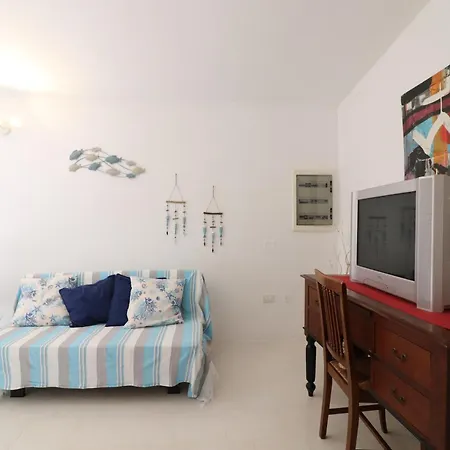 Patrizia Mediterranean Charm & Deluxe Comfort In Sleeps 6 Wifi & Ac Villa Otranto