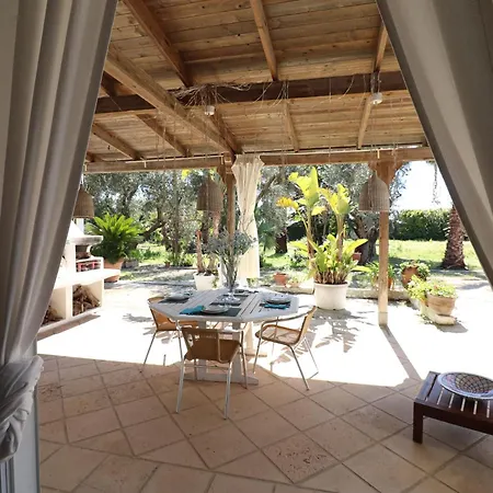 Patrizia Mediterranean Charm & Deluxe Comfort In Sleeps 6 Wifi & Ac *