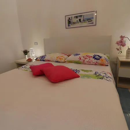 Patrizia Mediterranean Charm & Deluxe Comfort In Sleeps 6 Wifi & Ac فيلة *