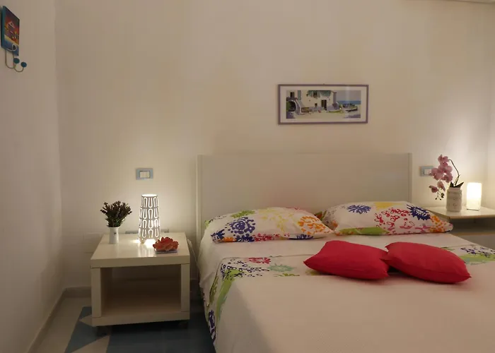 Patrizia Mediterranean Charm & Deluxe Comfort In Sleeps 6 Wifi & Ac * Otranto