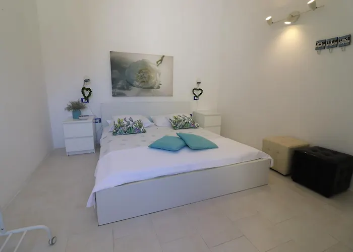 빌라 Patrizia Mediterranean Charm & Deluxe Comfort In Sleeps 6 Wifi & Ac 오트란토