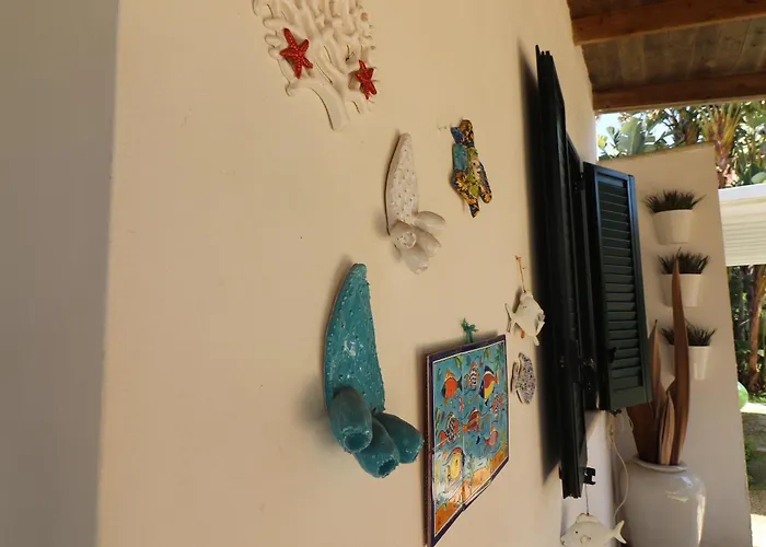 Patrizia Mediterranean Charm & Deluxe Comfort In Sleeps 6 Wifi & Ac Villa *