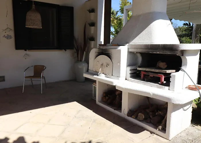 Villa Patrizia Mediterranean Charm & Deluxe Comfort In Sleeps 6 Wifi & Ac *