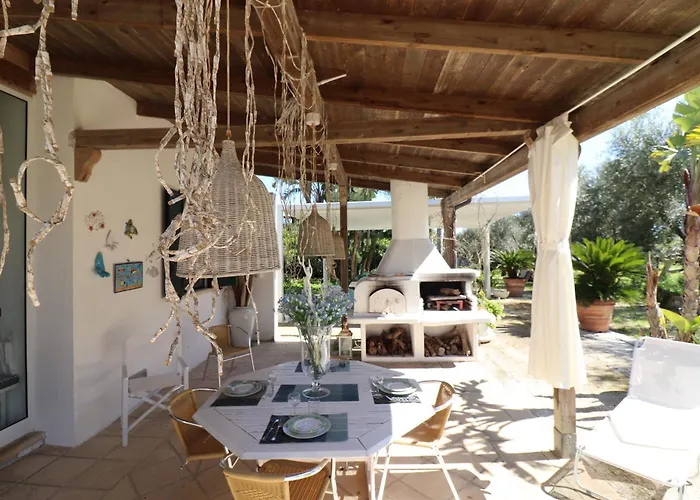 Patrizia Mediterranean Charm & Deluxe Comfort In Sleeps 6 Wifi & Ac