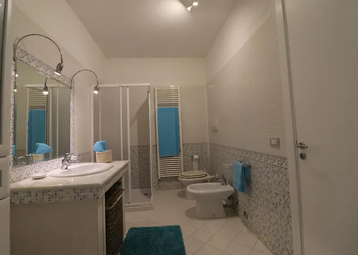 Patrizia Mediterranean Charm & Deluxe Comfort In Sleeps 6 Wifi & Ac *