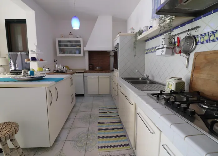 Patrizia Mediterranean Charm & Deluxe Comfort In Sleeps 6 Wifi & Ac Otranto