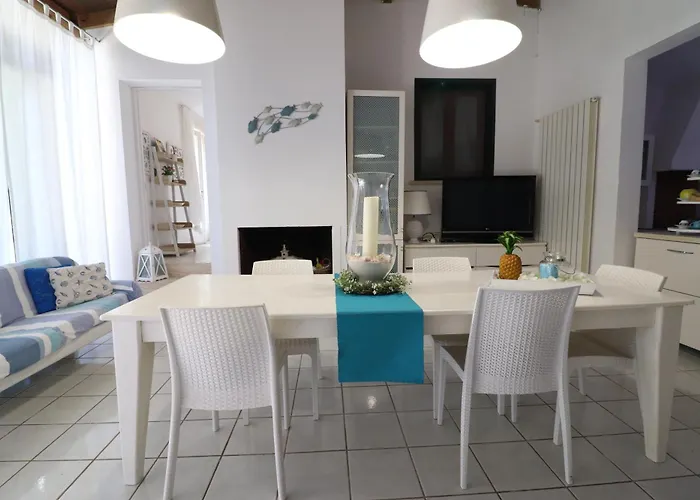 빌라 Patrizia Mediterranean Charm & Deluxe Comfort In Sleeps 6 Wifi & Ac 오트란토